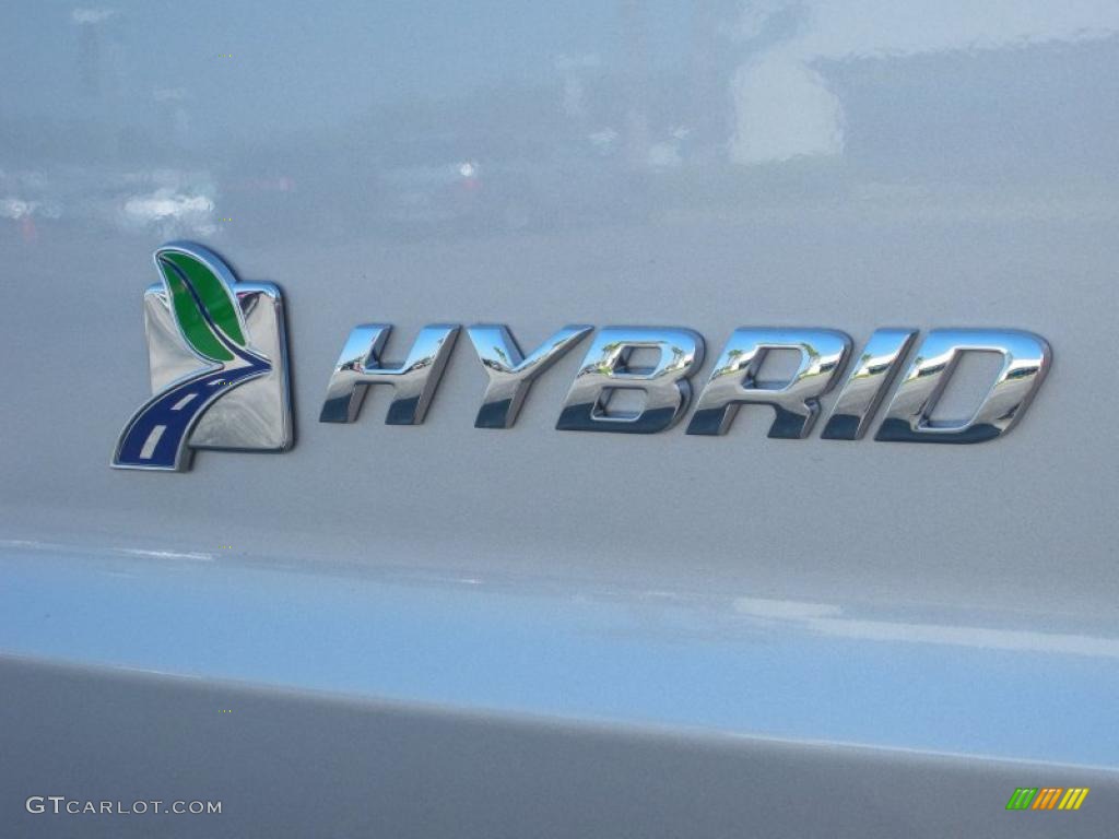 2011 Ford Escape Hybrid Marks and Logos Photos