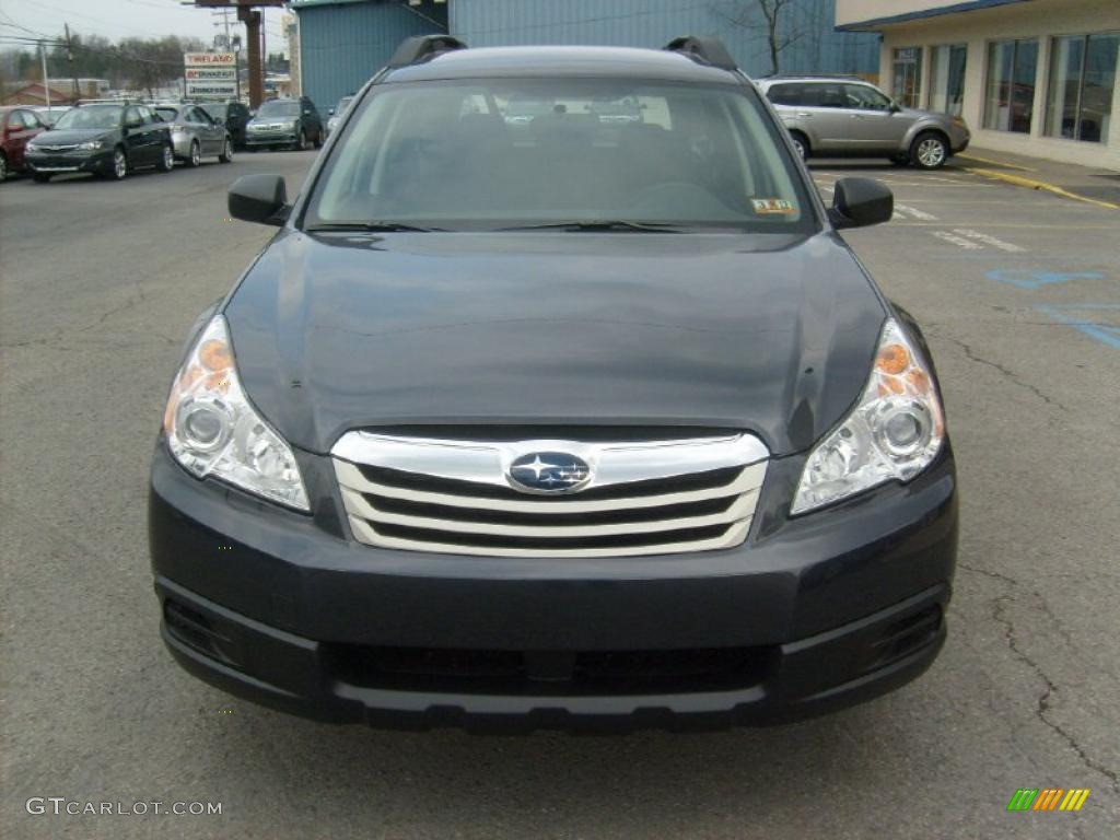 2011 Outback 2.5i Wagon - Graphite Gray Metallic / Off Black photo #2