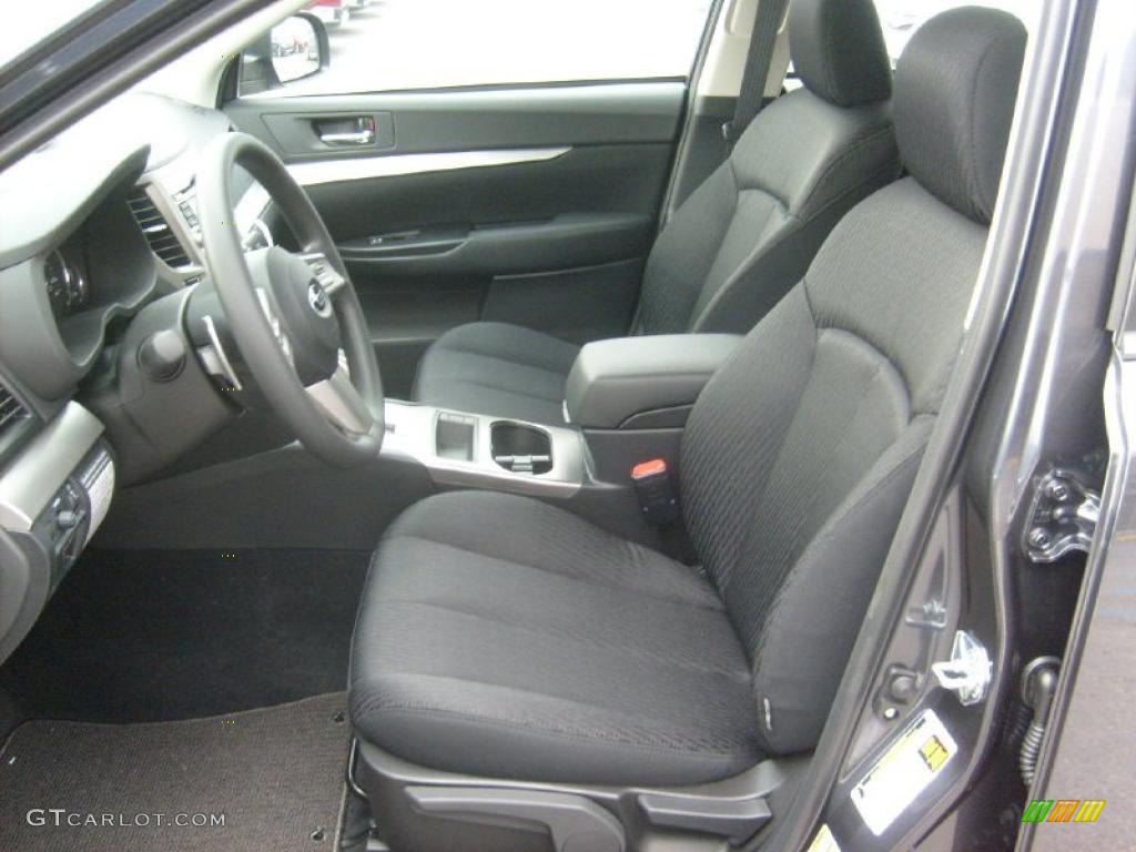 2011 Outback 2.5i Wagon - Graphite Gray Metallic / Off Black photo #4
