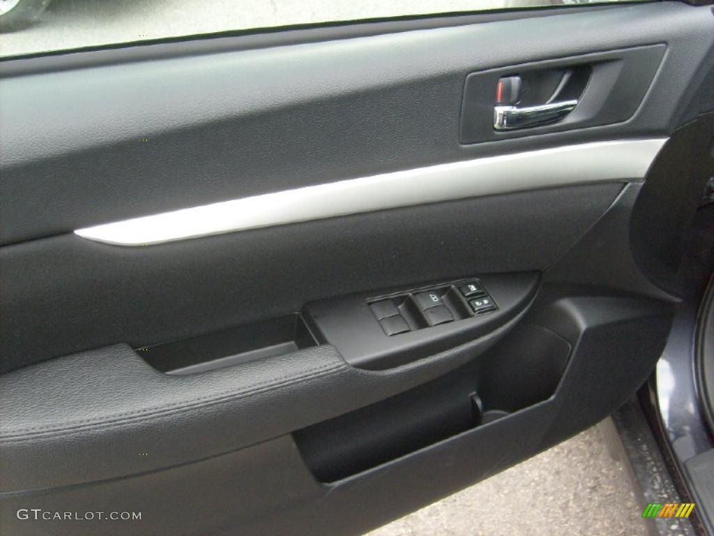 2011 Outback 2.5i Wagon - Graphite Gray Metallic / Off Black photo #14