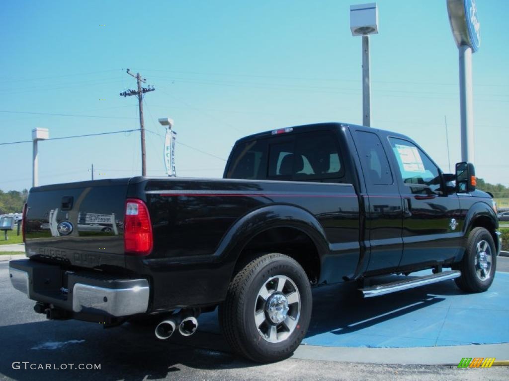 Tuxedo Black Metallic 2011 Ford F250 Super Duty Lariat SuperCab Exterior Photo #46880051