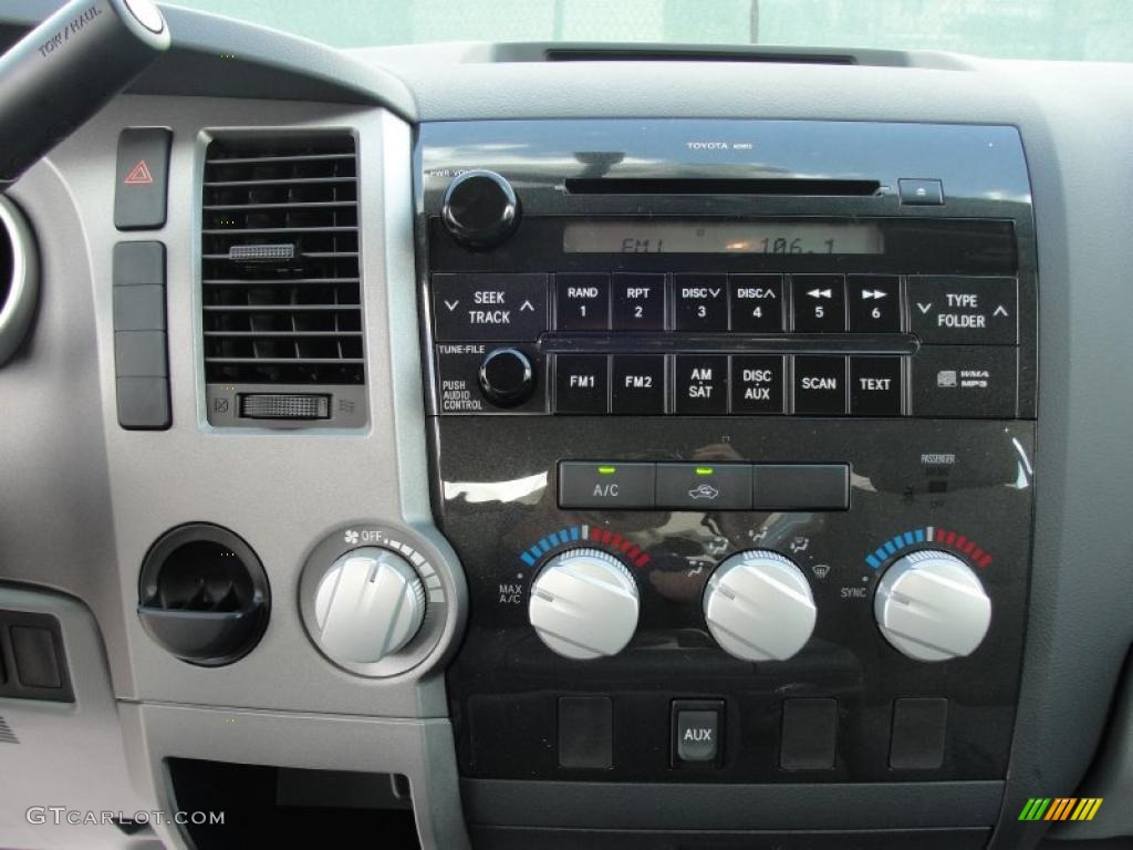 2011 Toyota Tundra Double Cab Controls Photo #46880123