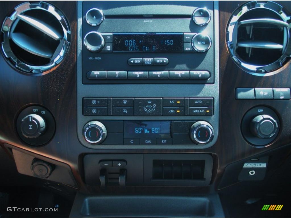 2011 Ford F250 Super Duty Lariat SuperCab Controls Photo #46880162
