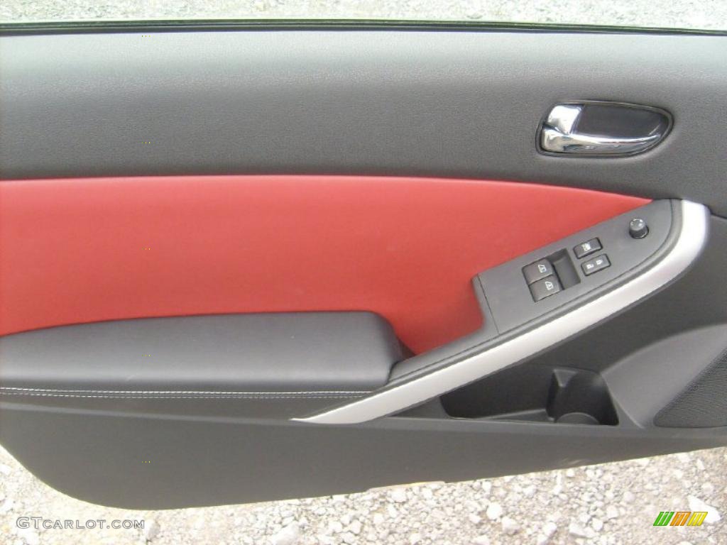 2011 Nissan Altima 2.5 S Coupe Red Door Panel Photo #46880675