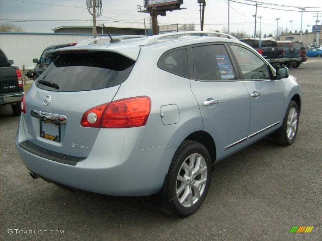 2011 Rogue SL AWD - Frosted Steel Metallic / Black photo #9