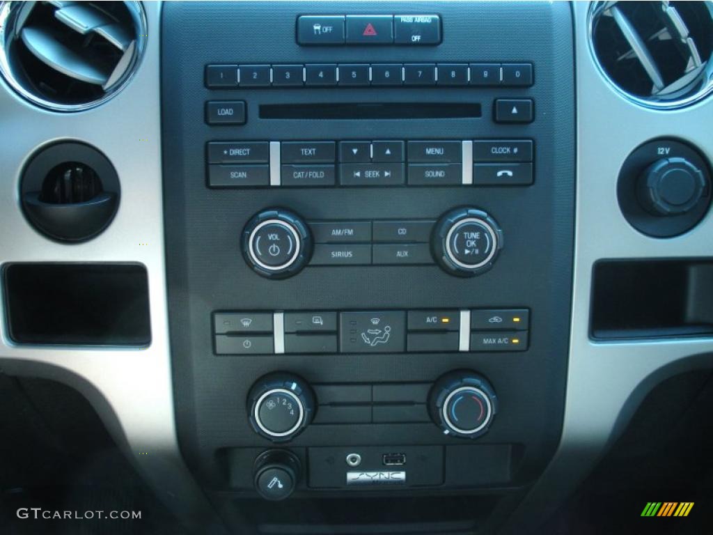 2011 Ford F150 XLT SuperCab Controls Photo #46880924