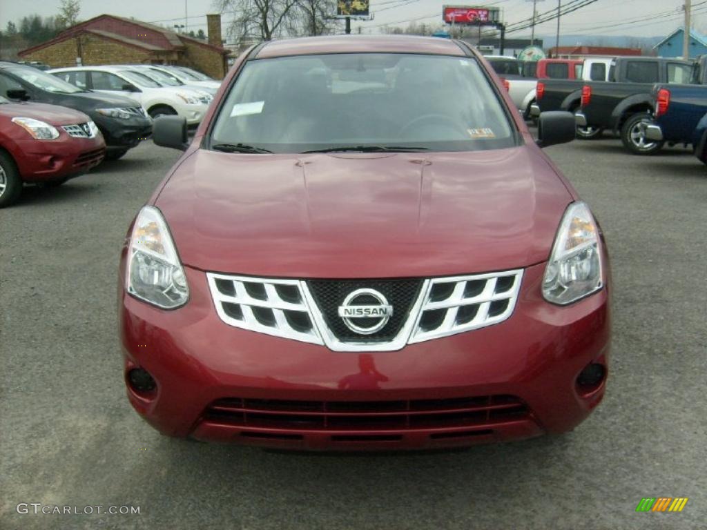 2011 Rogue S AWD - Cayenne Red / Black photo #10