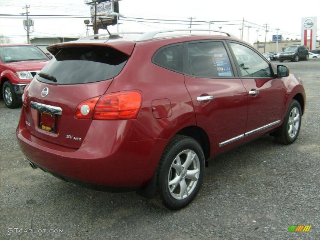 2011 Rogue SV AWD - Cayenne Red / Gray photo #9