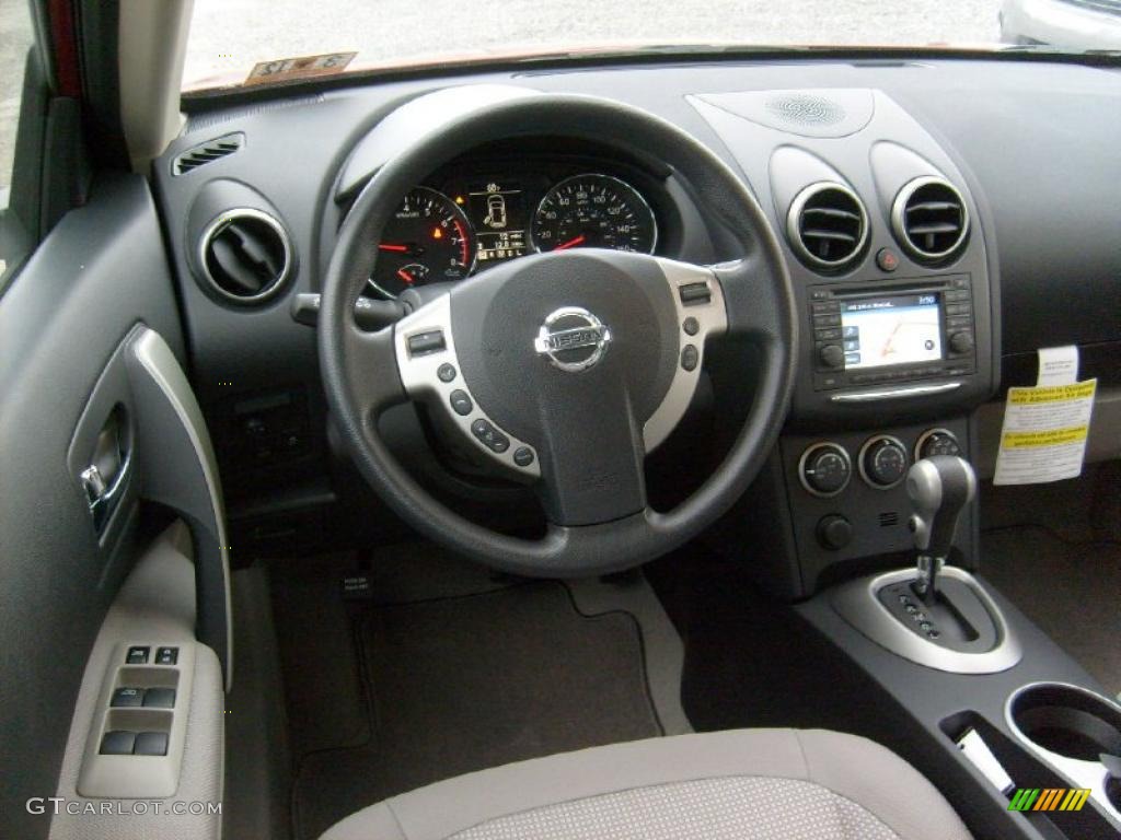 2011 Rogue SV AWD - Cayenne Red / Gray photo #15