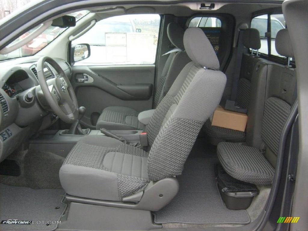 Graphite Interior 2011 Nissan Frontier SV V6 King Cab 4x4 Photo #46882034