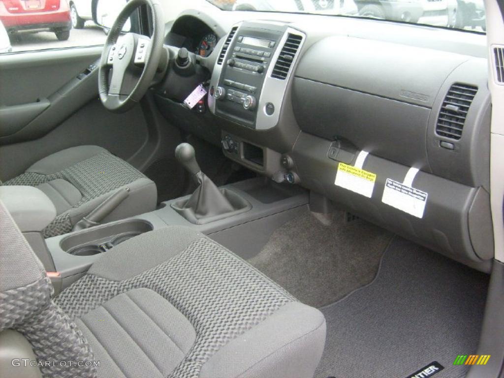 Graphite Interior 2011 Nissan Frontier SV V6 King Cab 4x4 Photo #46882058