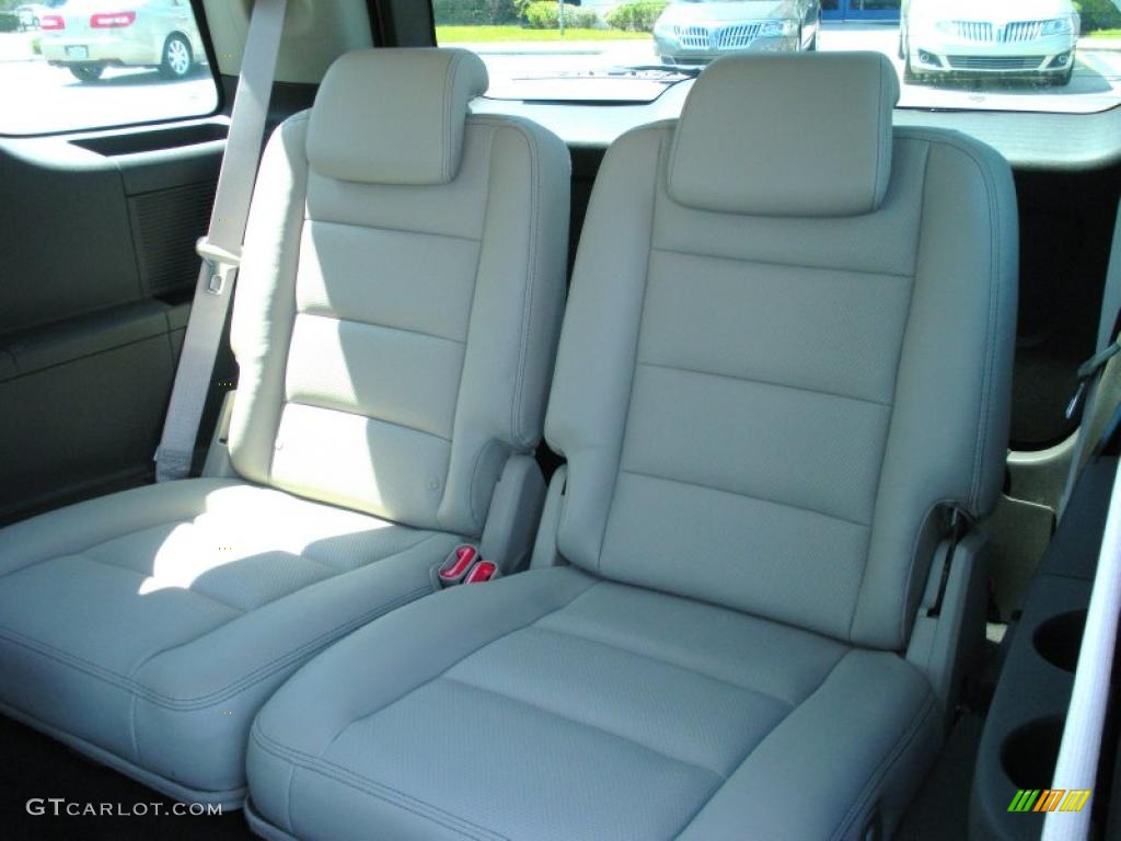Medium Light Stone Interior 2008 Ford Taurus X Limited Photo #46882730