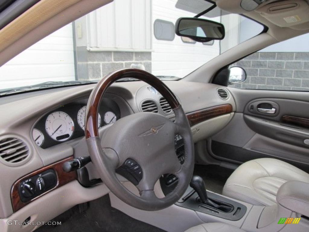 2002 Chrysler 300 M Sedan Light Taupe Steering Wheel Photo #46883768