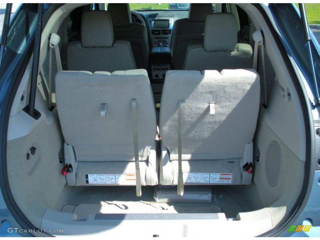 2010 Lincoln MKT FWD Trunk Photo #46883993