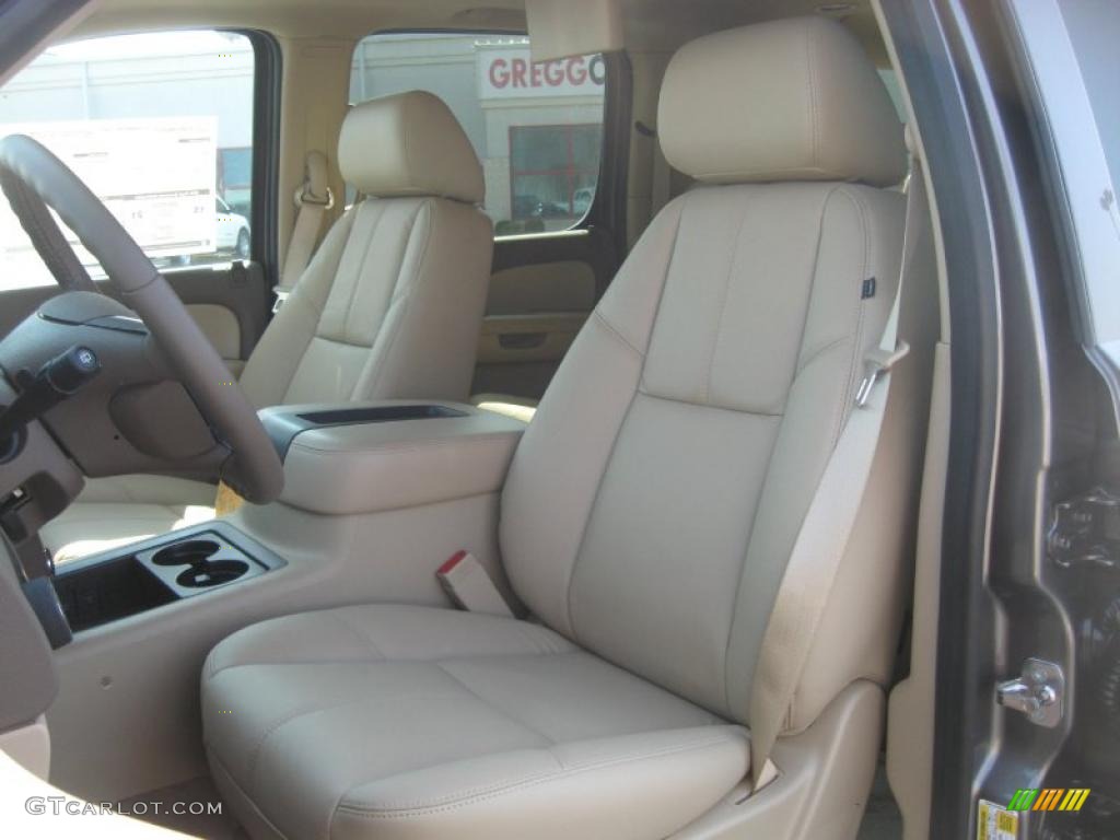 Light Cashmere/Dark Cashmere Interior 2011 Chevrolet Suburban LT Photo #46886093