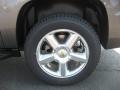 2011 Chevrolet Suburban LT Wheel and Tire Photo