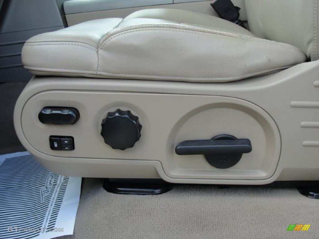 2006 F150 Lariat SuperCrew 4x4 - Dark Toreador Red Metallic / Tan photo #48