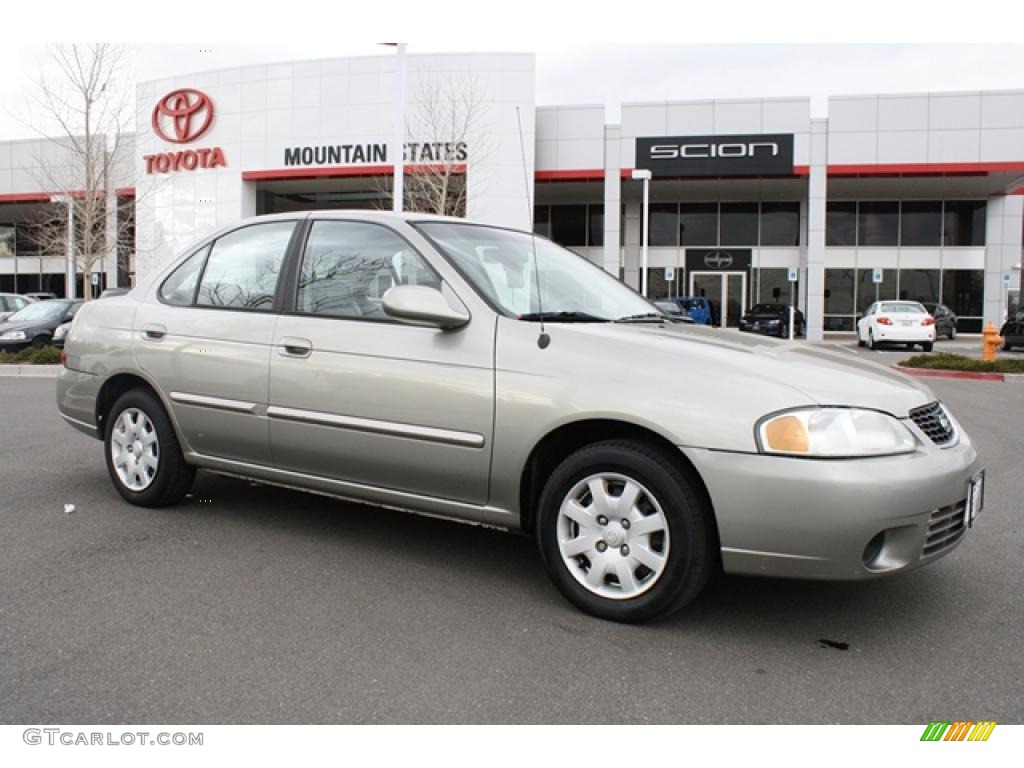 2001 Sentra GXE - Radium Silver / Stone photo #1