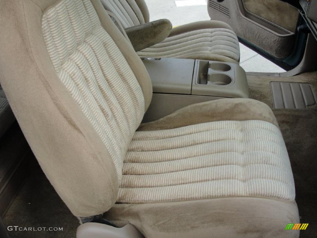 Tan Interior 1993 Chevrolet C/K C1500 Extended Cab Photo #46890461