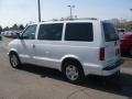 Summit White 2005 Chevrolet Astro LT AWD Passenger Van Exterior