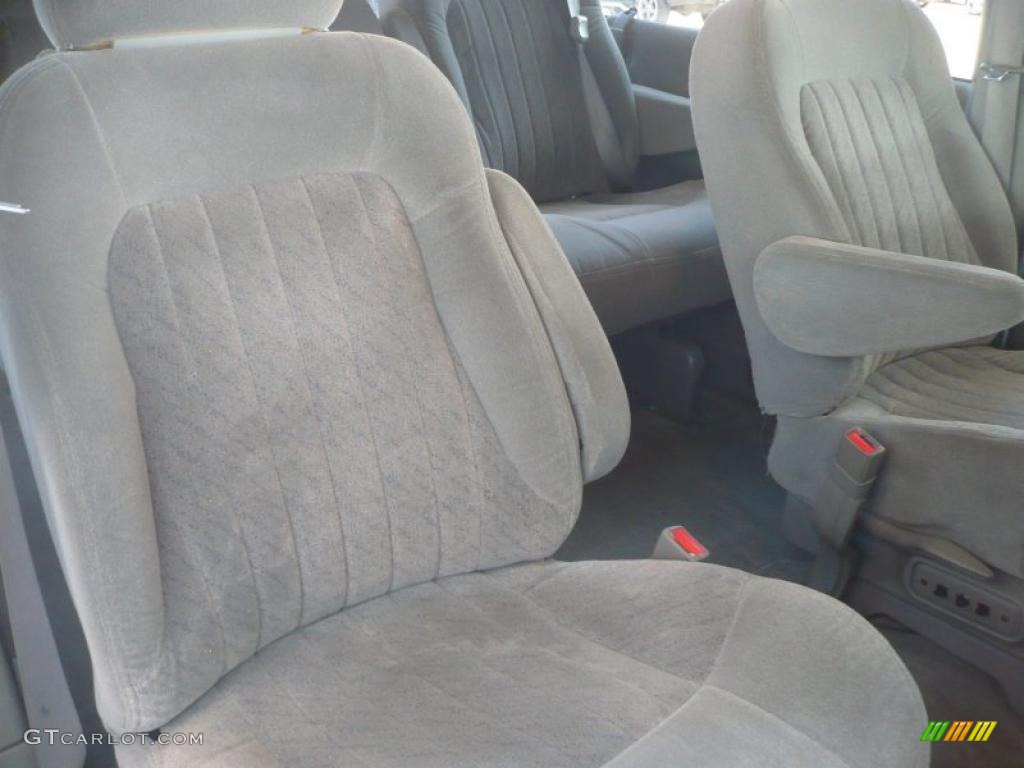 Medium Gray Interior 2005 Chevrolet Astro LT AWD Passenger Van Photo #46891208