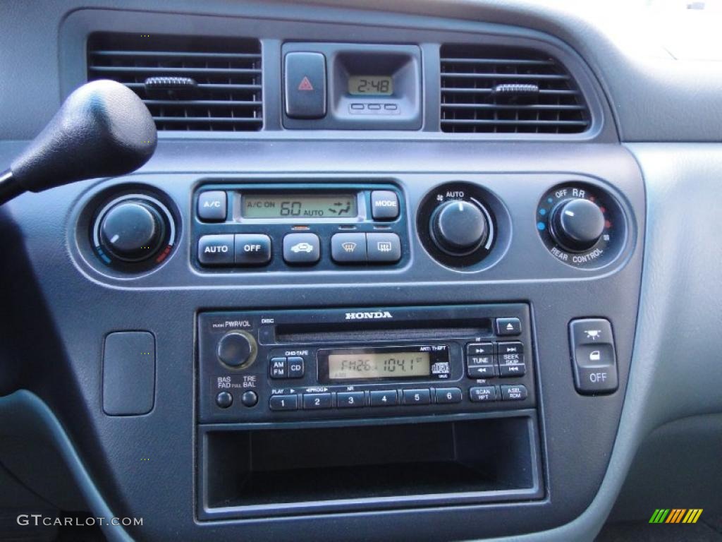 2002 Honda Odyssey EX Controls Photo #46892126