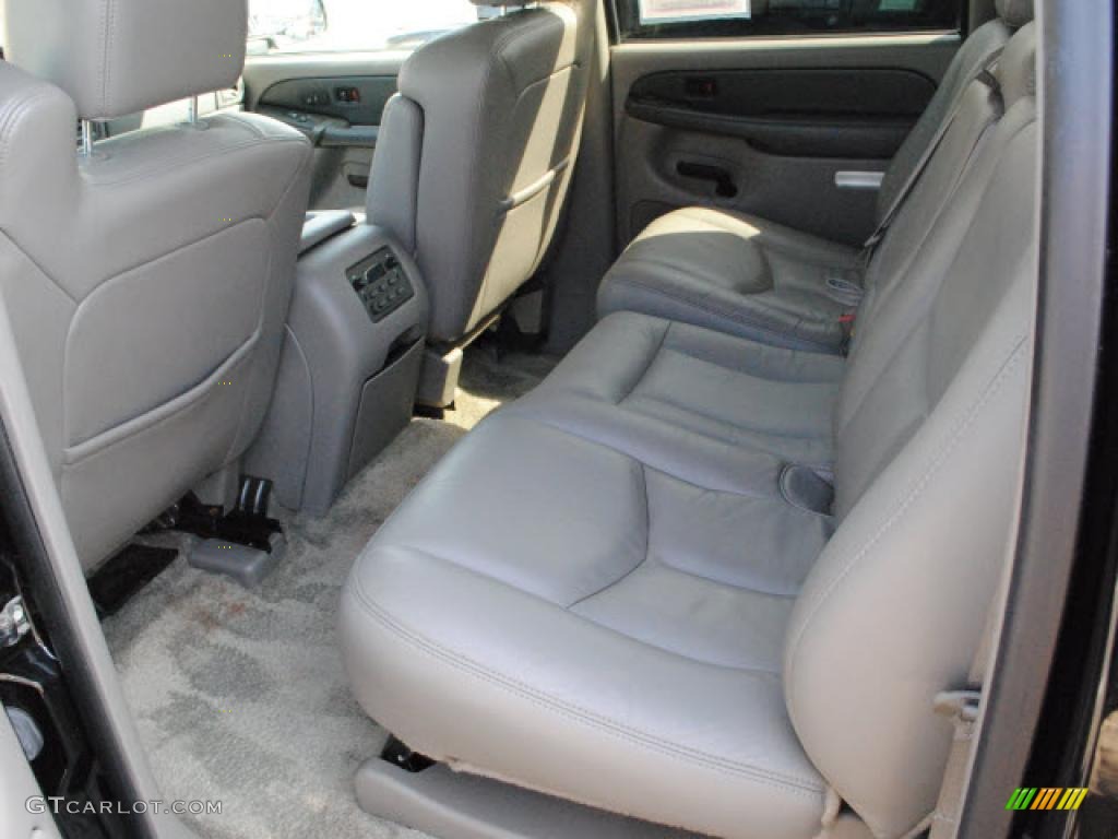 2003 Suburban 1500 LT - Black / Gray/Dark Charcoal photo #11