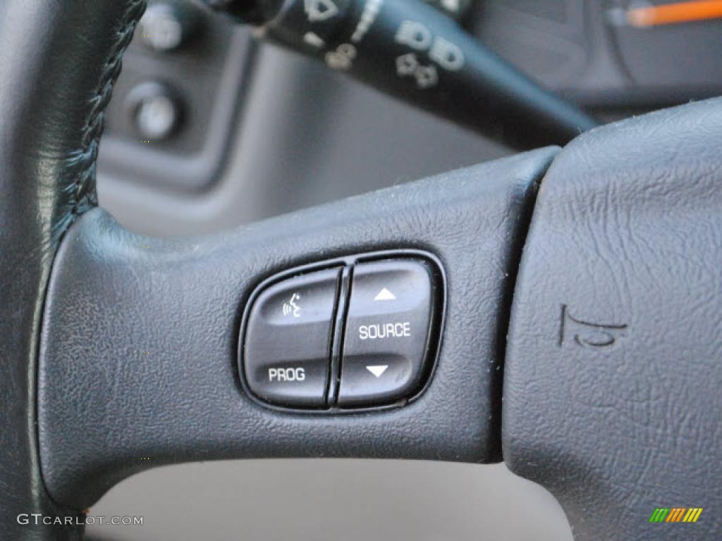 2003 Suburban 1500 LT - Black / Gray/Dark Charcoal photo #22