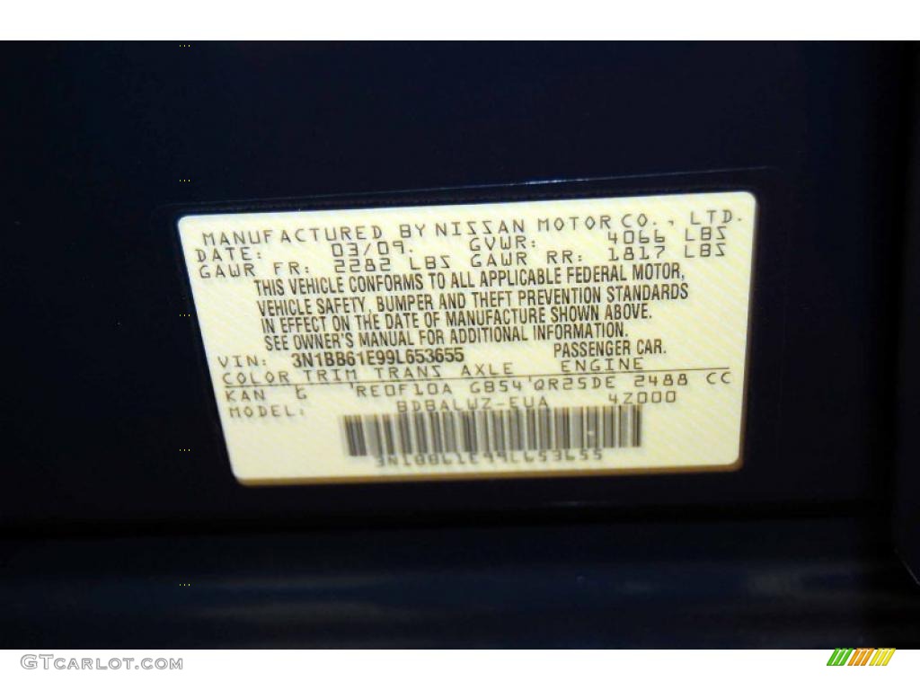 2009 Sentra SE-R - Midnight Sky / Charcoal photo #12