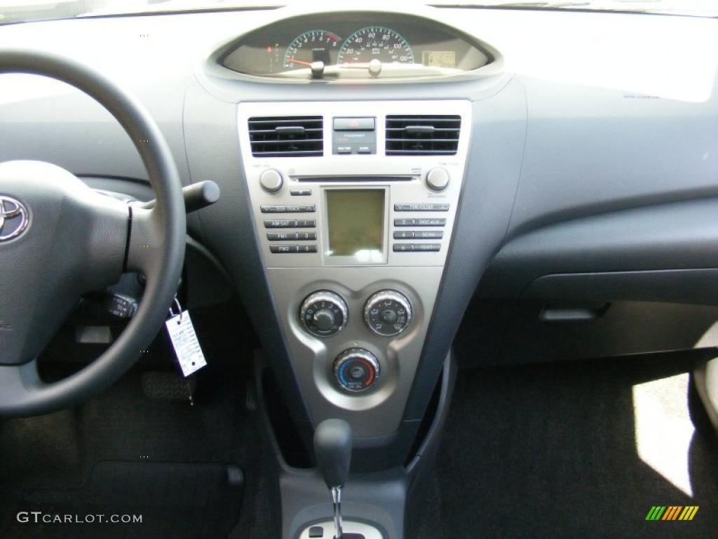 2010 Yaris Sedan - Pacific Blue Metallic / Bisque photo #16