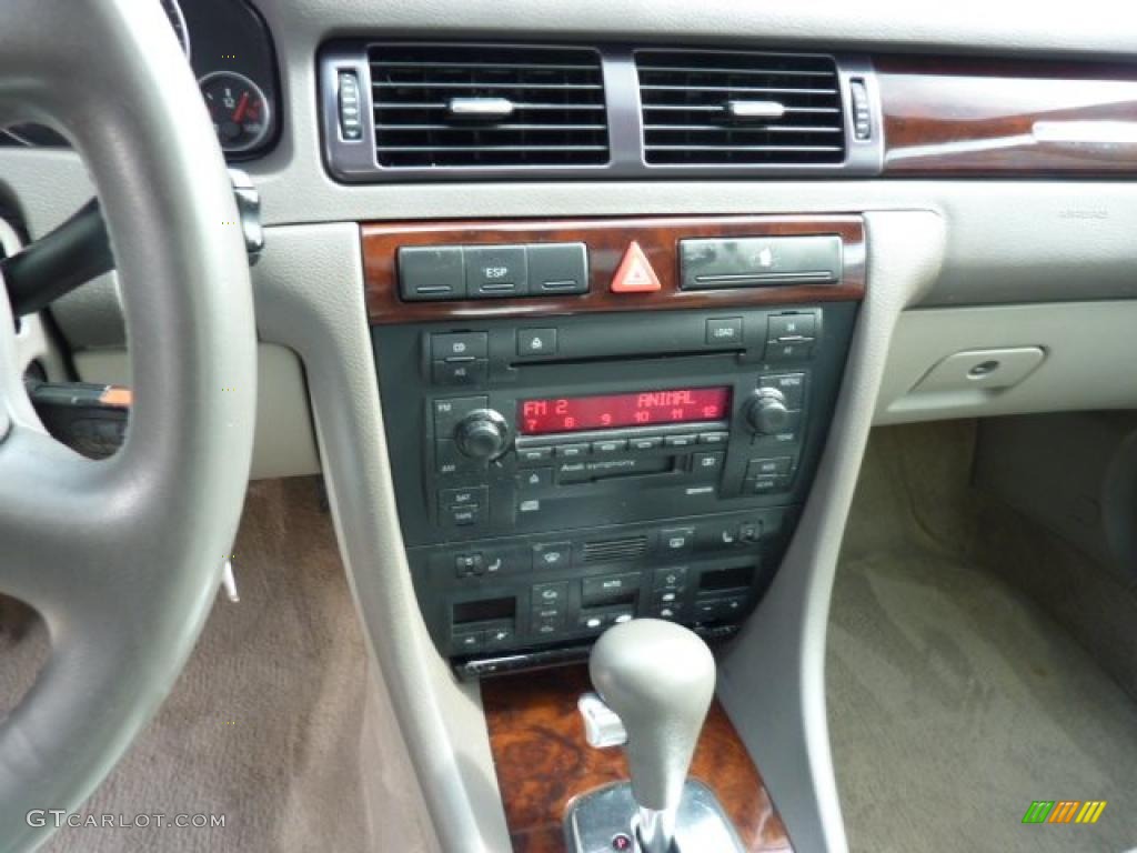 2004 Audi A6 3.0 quattro Sedan Controls Photo #46898963