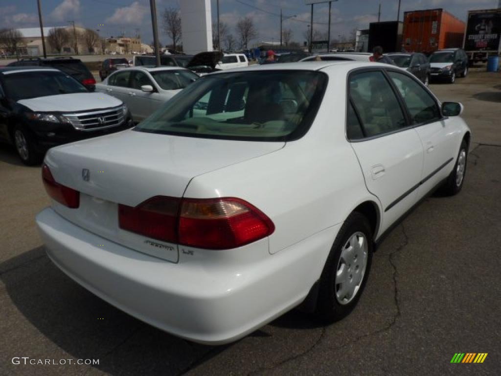 1998 Accord LX Sedan - Taffeta White / Quartz photo #4