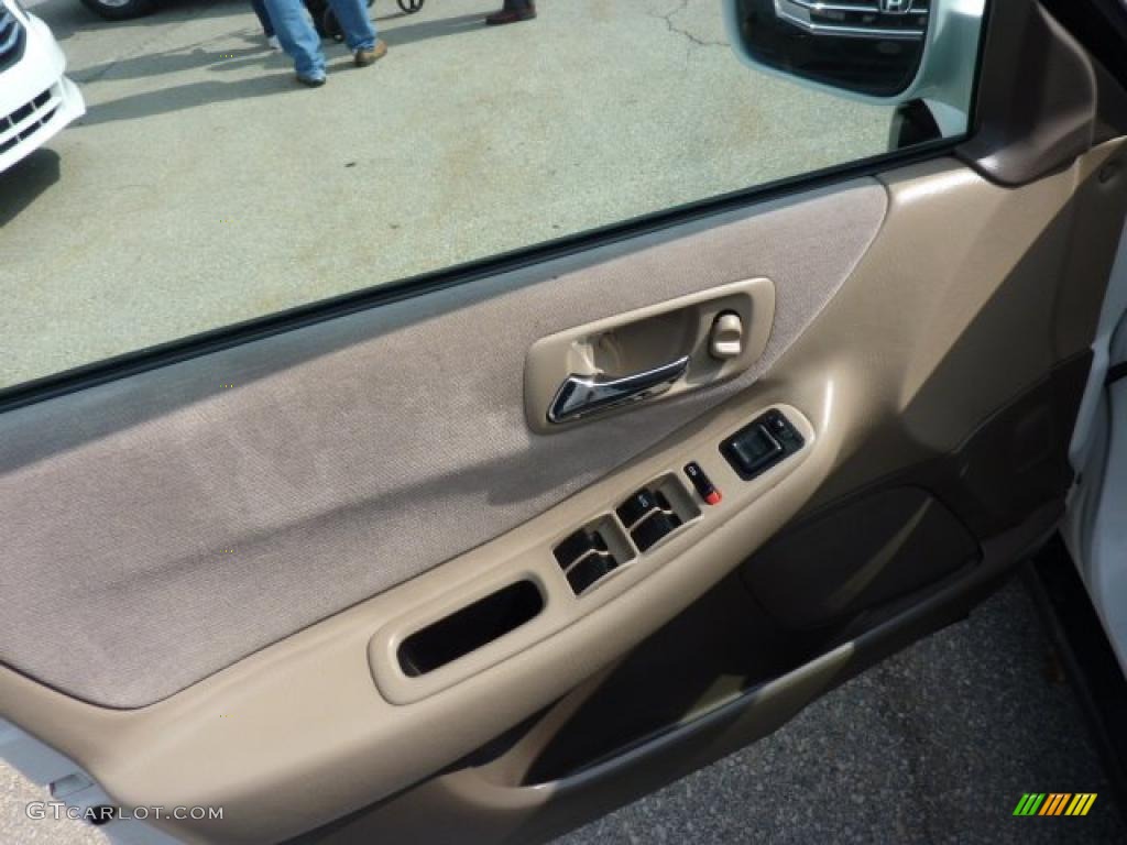 1998 Accord LX Sedan - Taffeta White / Quartz photo #11