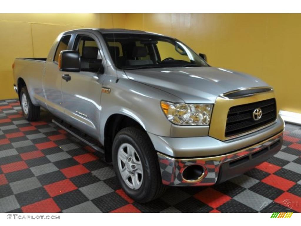 2007 Tundra SR5 Double Cab 4x4 - Silver Sky Metallic / Graphite Gray photo #1