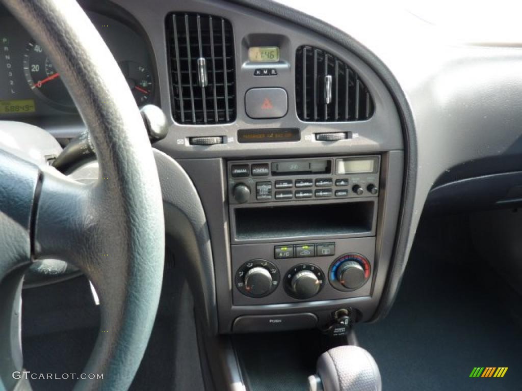 2004 Elantra GLS Sedan - Crimson Dark Red / Gray photo #13