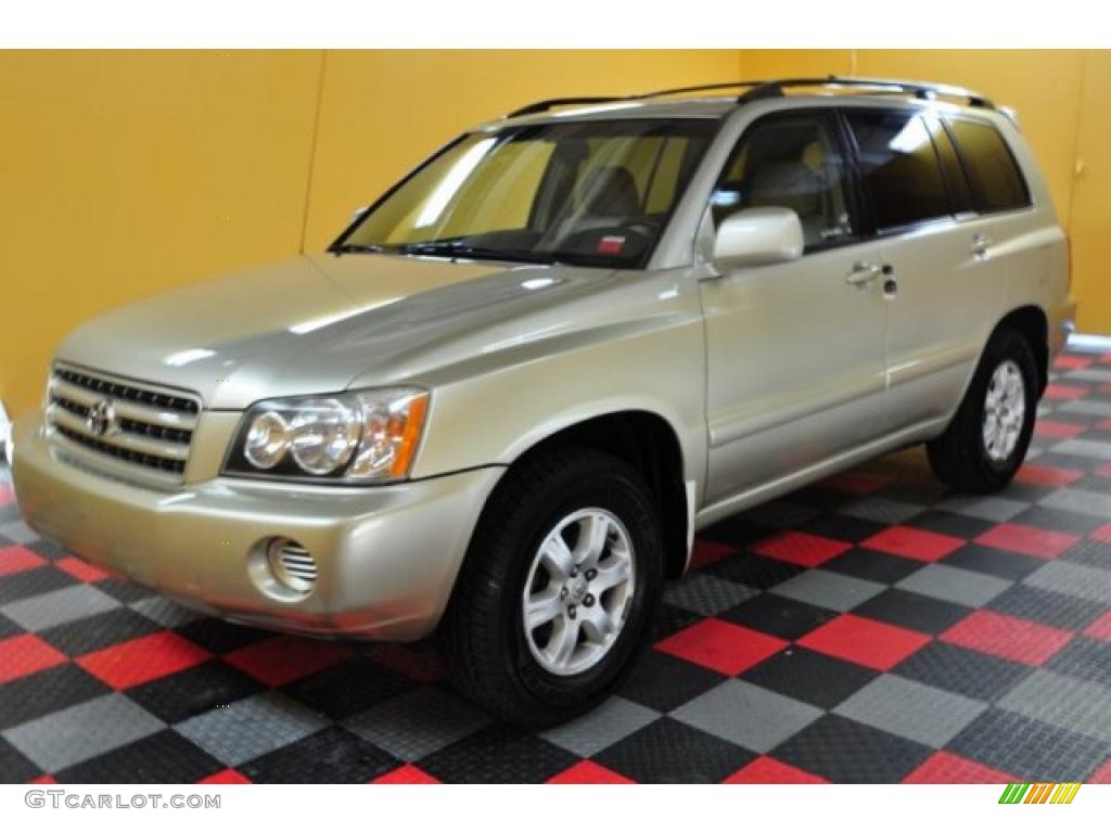 2003 Highlander V6 4WD - Vintage Gold Metallic / Ivory photo #2