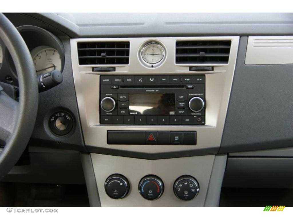2008 Chrysler Sebring LX Sedan Controls Photo #46903295
