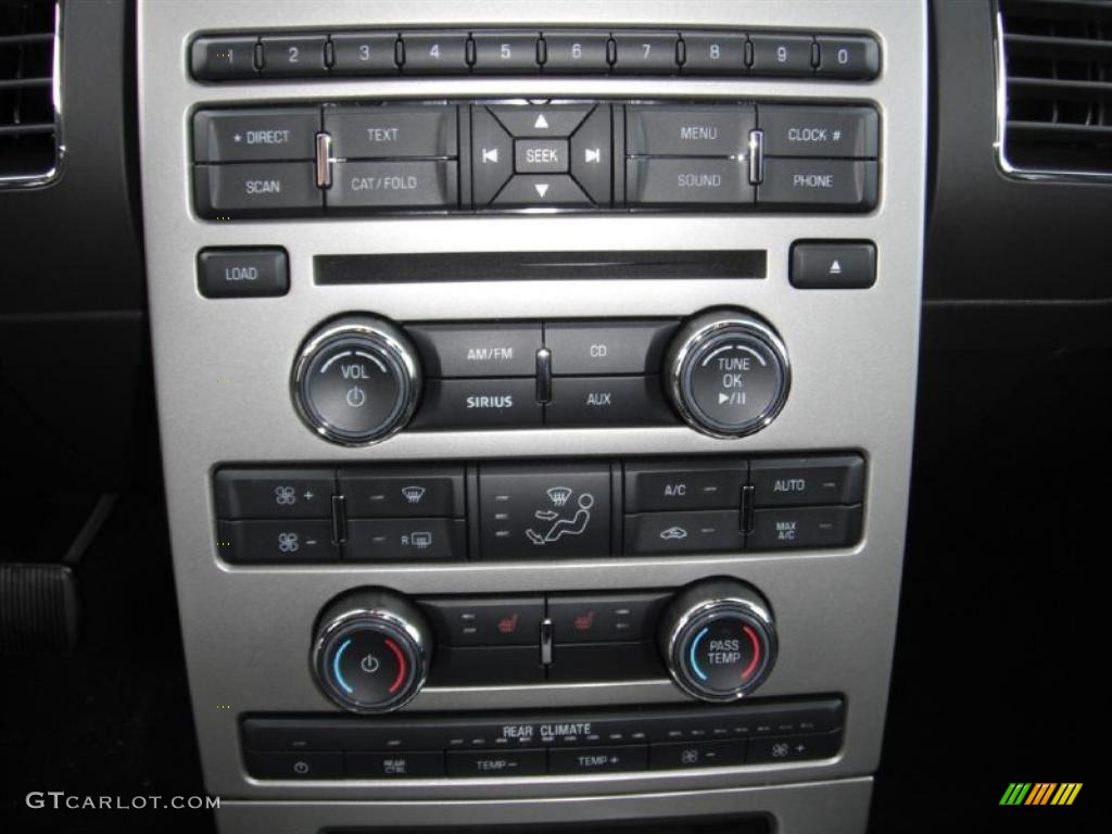 2011 Ford Flex SEL AWD Controls Photo #46903772