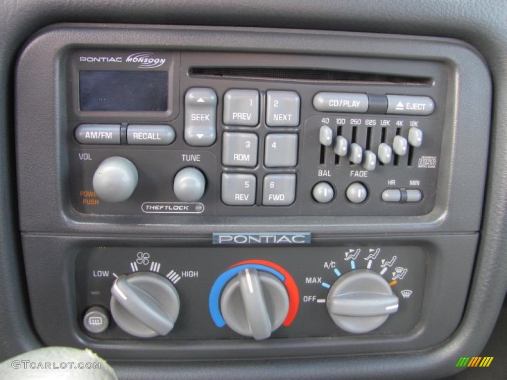 1999 Pontiac Firebird Formula Coupe Controls Photo #46906667
