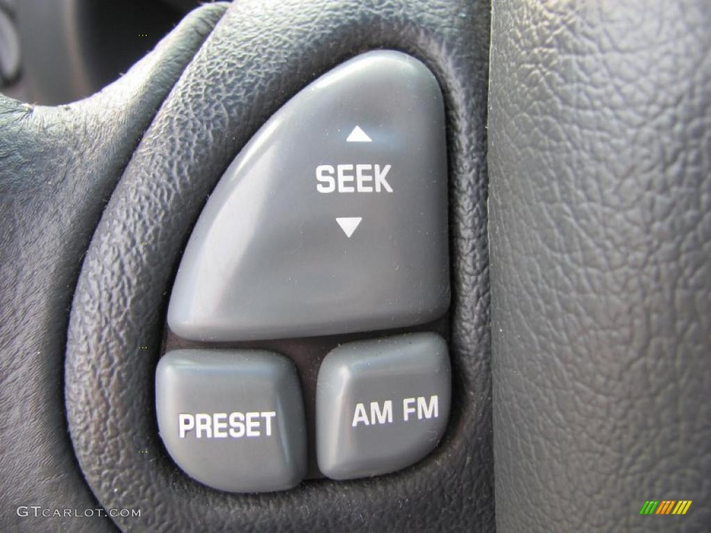 1999 Pontiac Firebird Formula Coupe Controls Photo #46906679