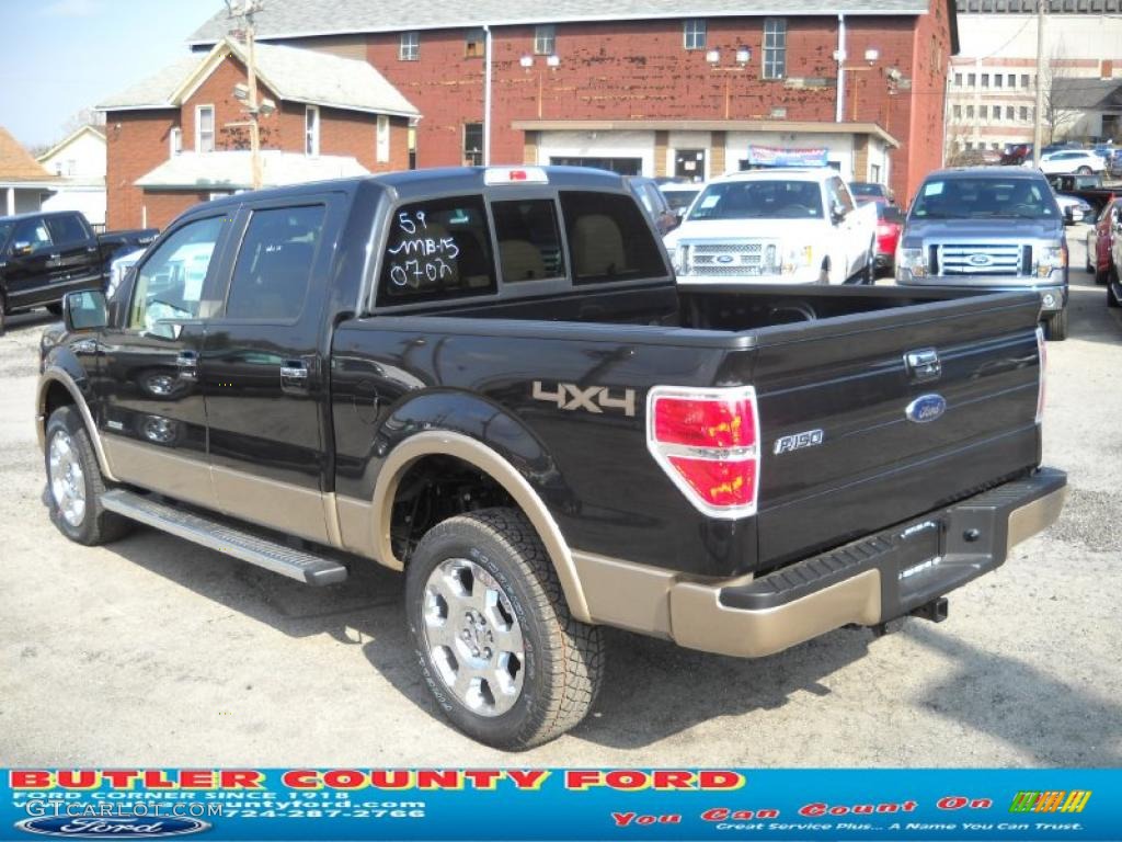 2011 F150 Lariat SuperCrew 4x4 - Tuxedo Black Metallic / Pale Adobe photo #5