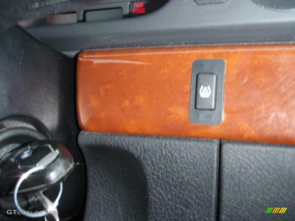 2003 BMW M5 Sedan Controls Photo #46907126