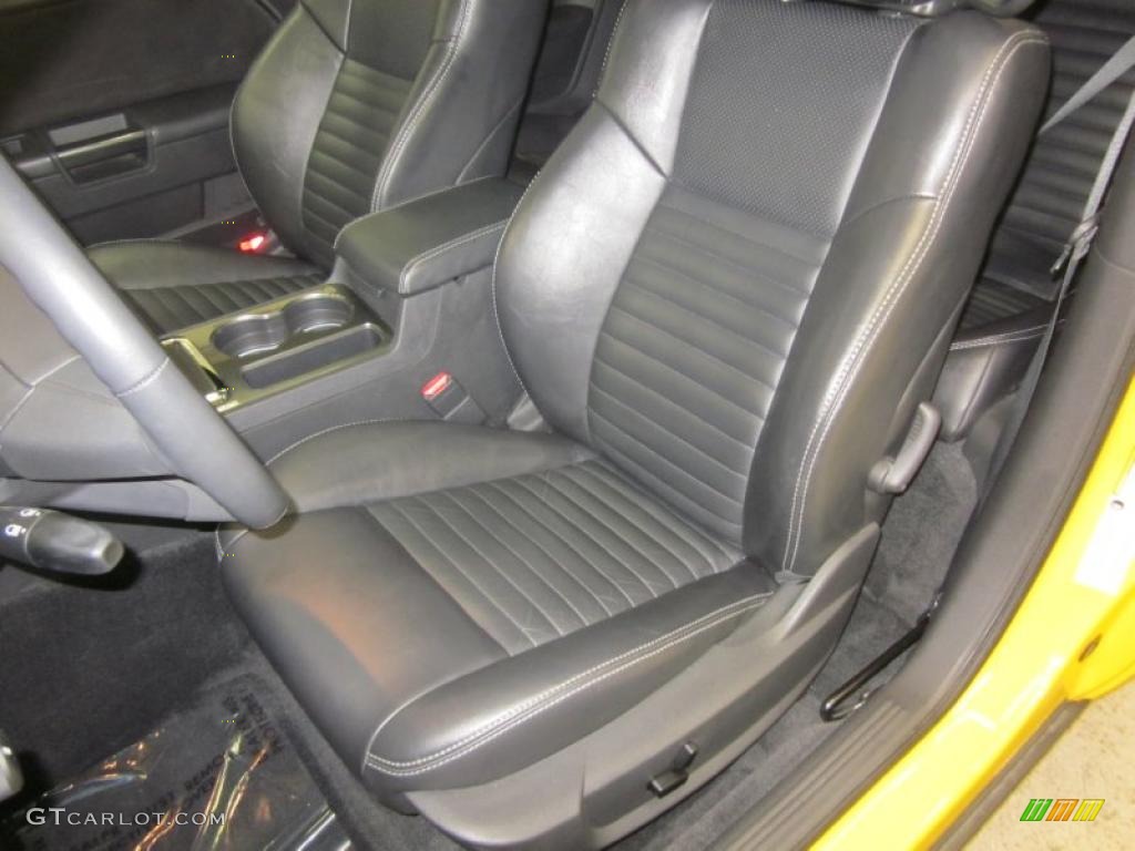 2010 Challenger R/T Classic - Detonator Yellow / Dark Slate Gray photo #15