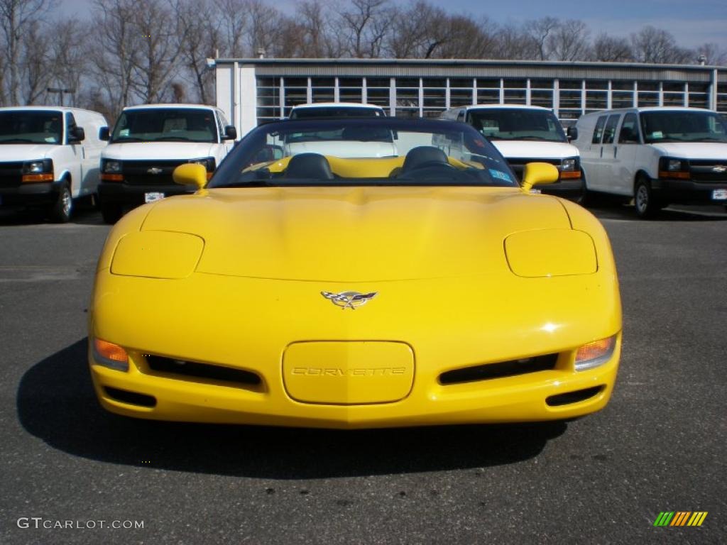 Millenium Yellow 2003 Chevrolet Corvette Convertible Exterior Photo #46908341