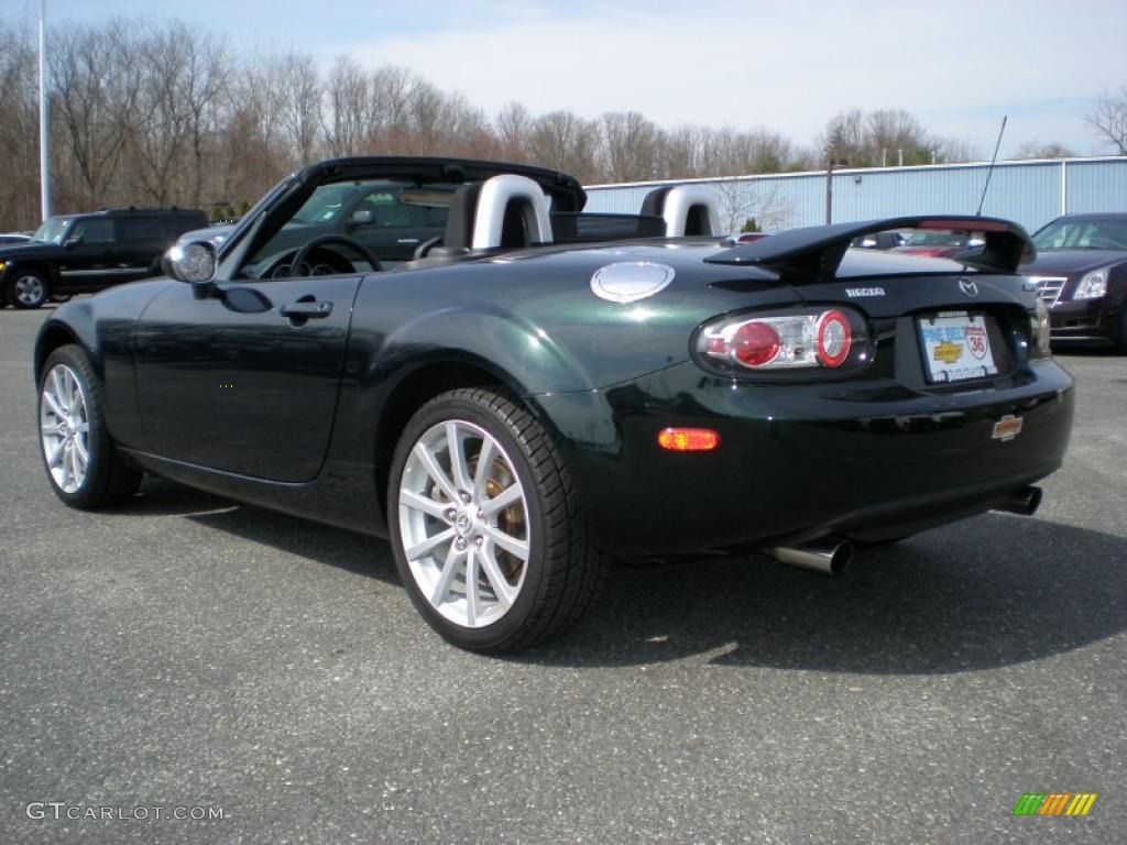Highland Green 2007 Mazda MX-5 Miata Touring Roadster Exterior Photo #46909085