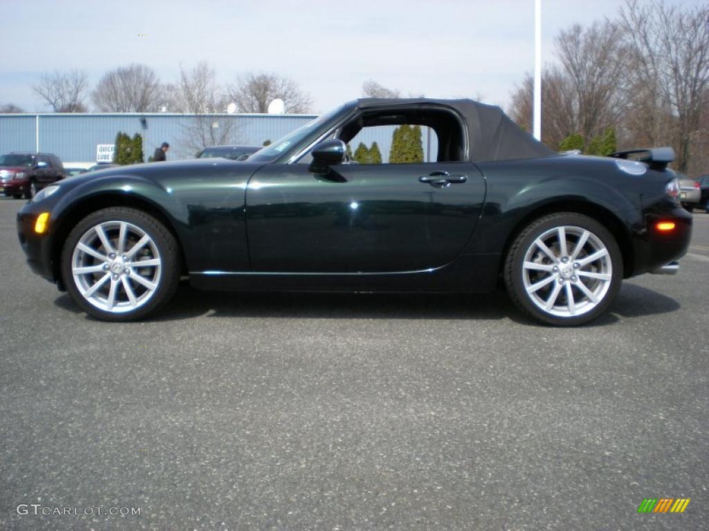 Highland Green 2007 Mazda MX-5 Miata Touring Roadster Exterior Photo #46909112