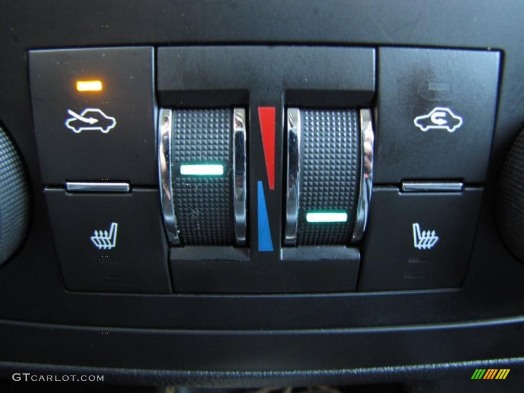 2007 Chevrolet Monte Carlo SS Controls Photo #46909637