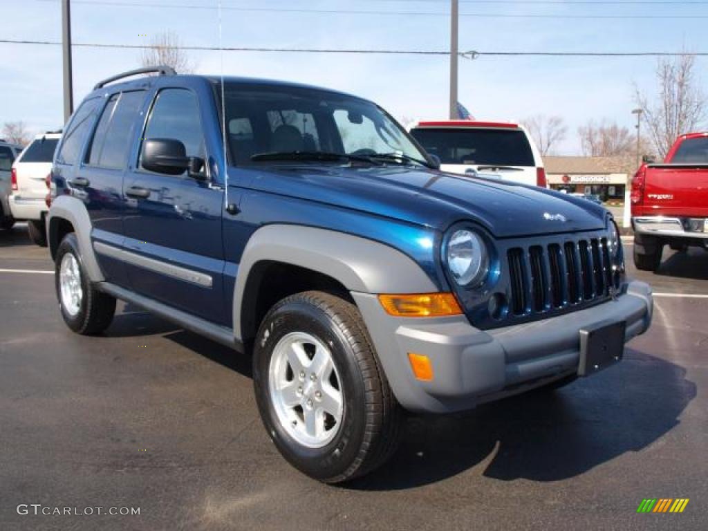 Midnight Blue Pearl 2005 Jeep Liberty CRD Sport 4x4 Exterior Photo #46910870