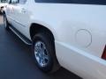 White Diamond - Escalade ESV AWD Photo No. 4