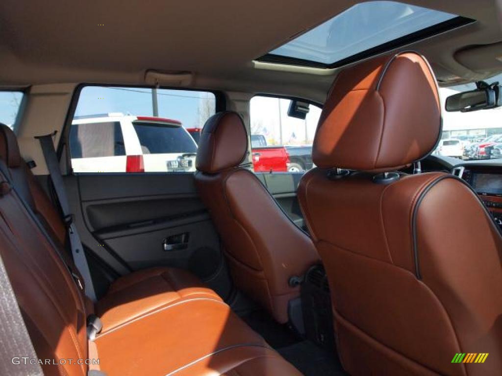 2008 Grand Cherokee Overland 4x4 - Bright Silver Metallic / Saddle Brown/Dark Slate Gray photo #9